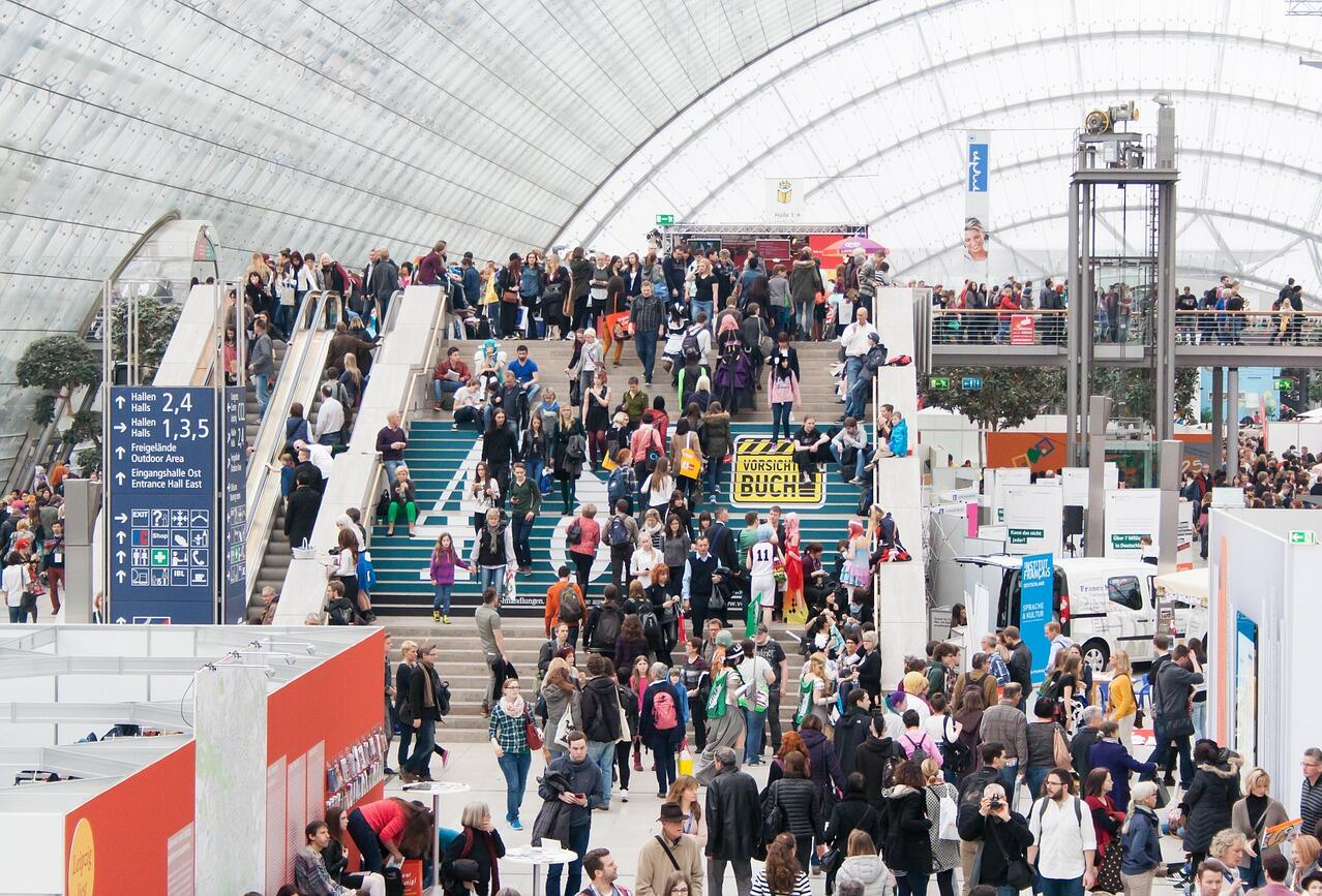 communication skills at exhibitions